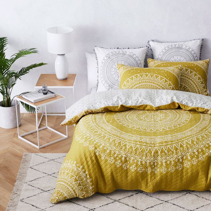 Кровать  Chikasha Natural Quilt